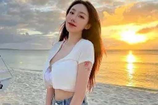 网红“奥卡姆剃刀”公开悼念张雪峰多年低调做公益来总也转发