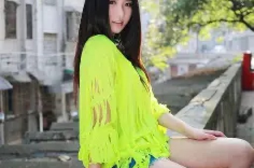 刘晓庆五一现身河南不要一分钱出场费只为宣传名胜古迹 刘晓庆五一现身河南不要一分钱出场费只为宣传名胜古迹